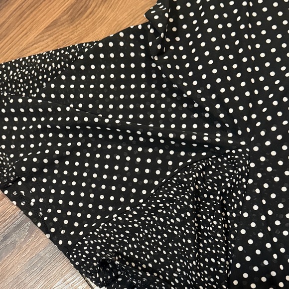 Polka Dot Black and White Pleated Skirt Under Knee New (M) - Picture 4 of 5